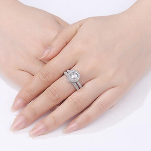 The Jewelry Xoxo CZ Ring Difference!